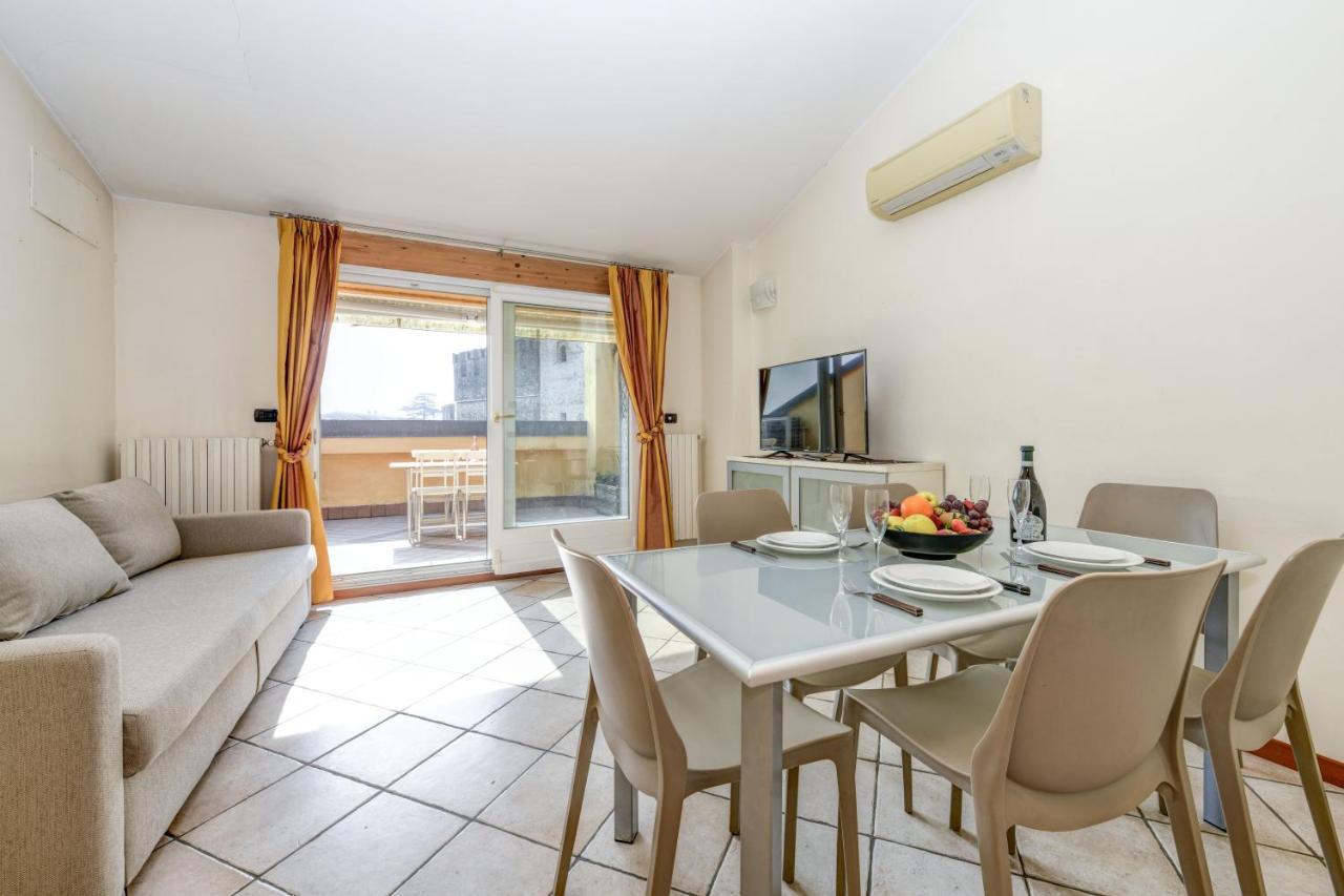 Sunset Apartment Home & Terrace سيرمِيوني المظهر الخارجي الصورة