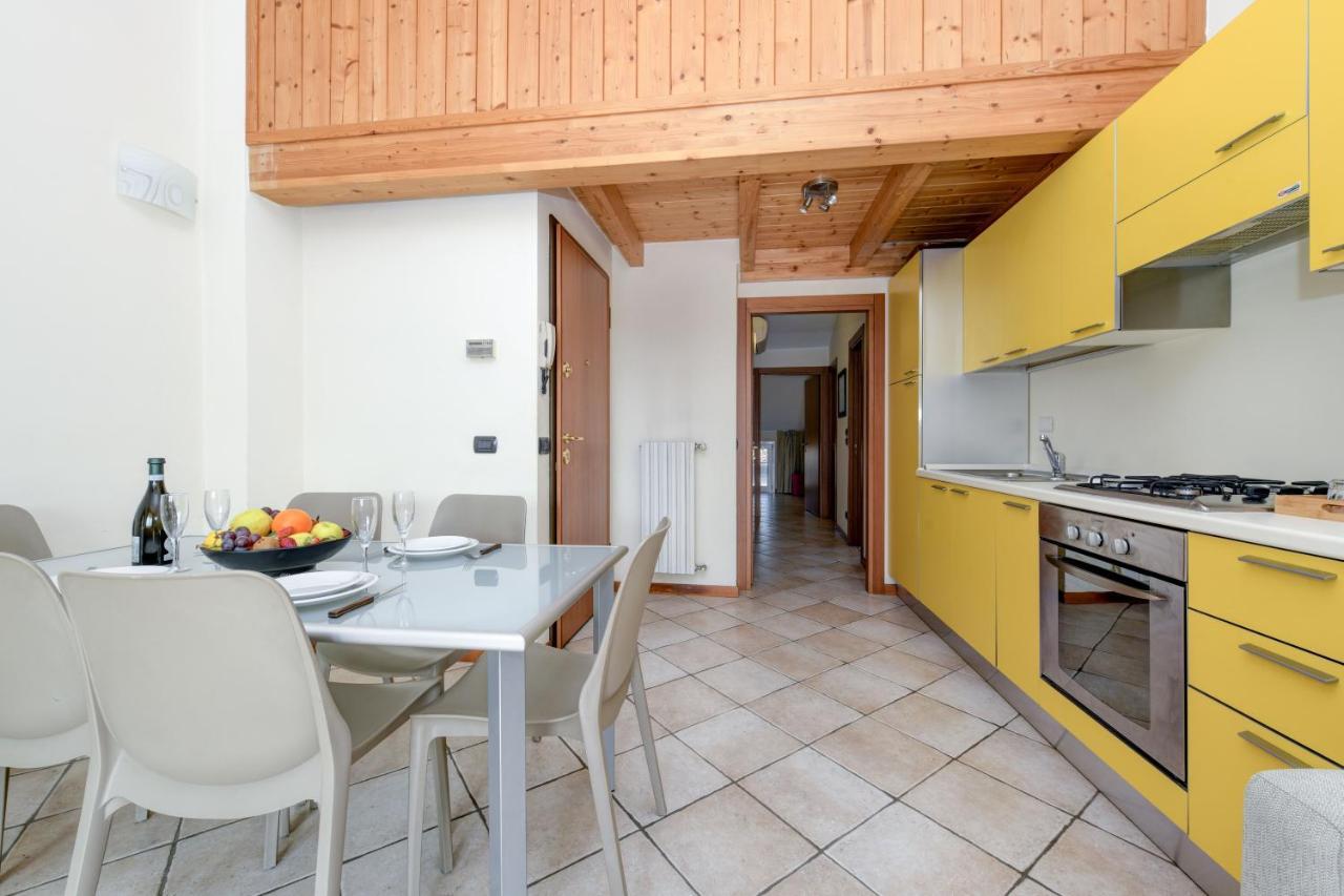 Sunset Apartment Home & Terrace سيرمِيوني المظهر الخارجي الصورة
